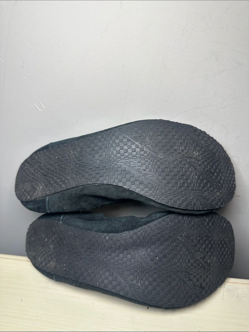 Eddie Bauer comfortable black